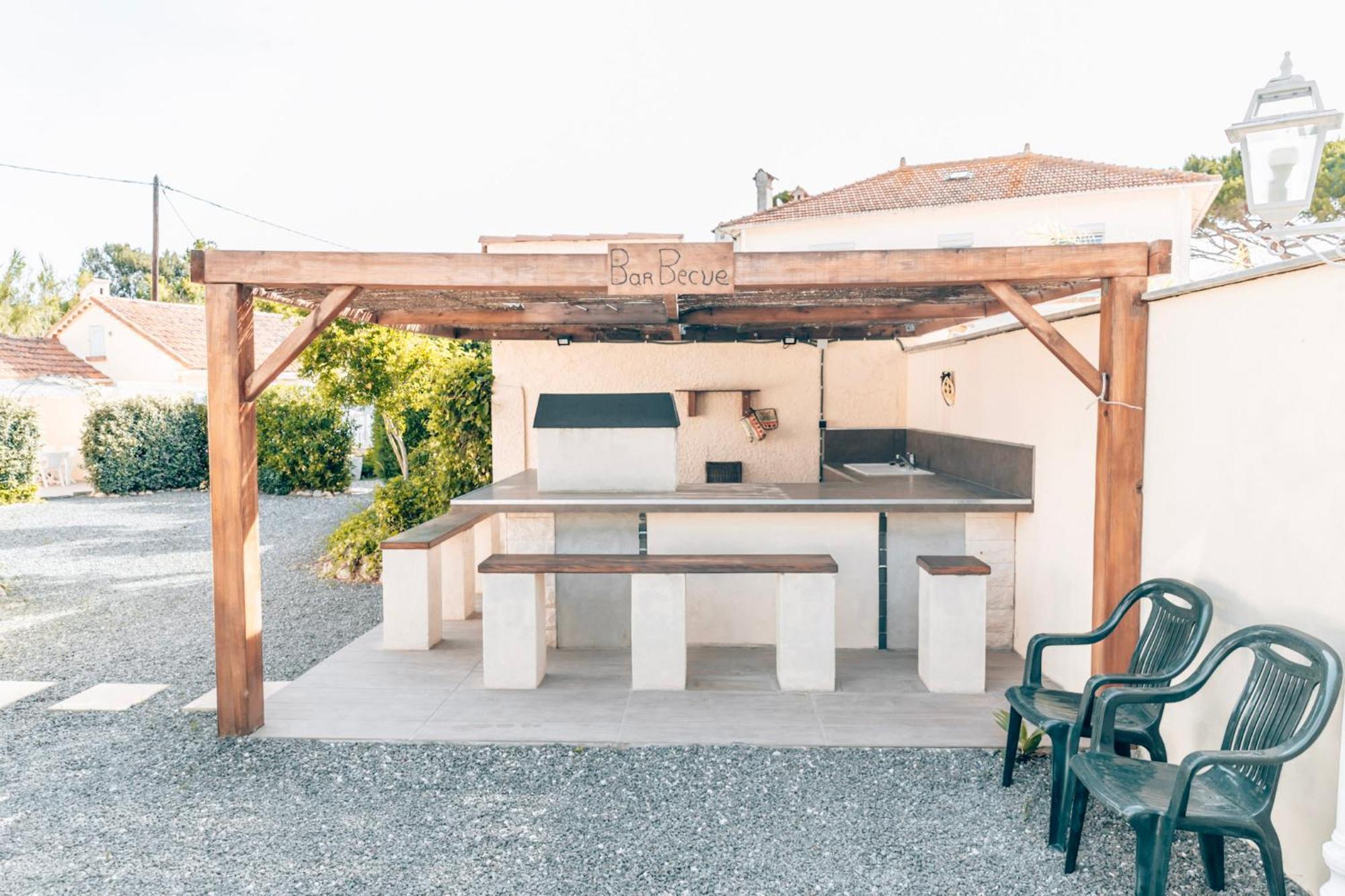 Reve D'Azur, 2 Chambres, Maison Julia En Bord De Mer A La Nartelle, Piscine Partagee, Parking & Terrasse Bbq, Wifi Et Draps Inclus Plage A Pied Сент-Максим Экстерьер фото