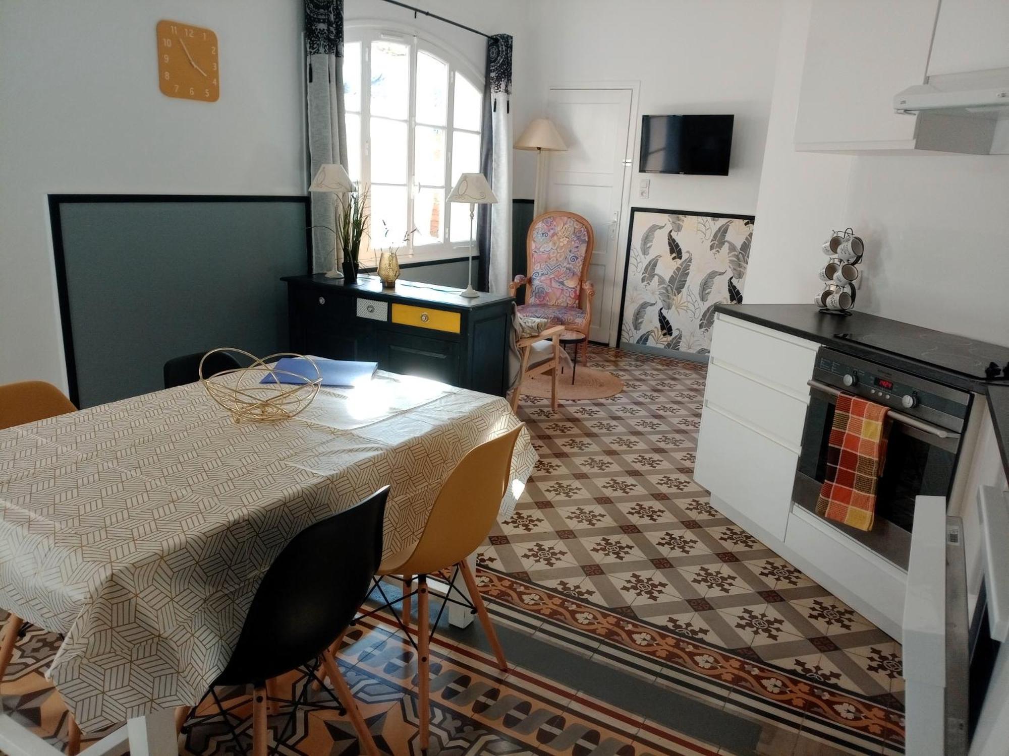 Reve D'Azur, 2 Chambres, Maison Julia En Bord De Mer A La Nartelle, Piscine Partagee, Parking & Terrasse Bbq, Wifi Et Draps Inclus Plage A Pied Сент-Максим Экстерьер фото